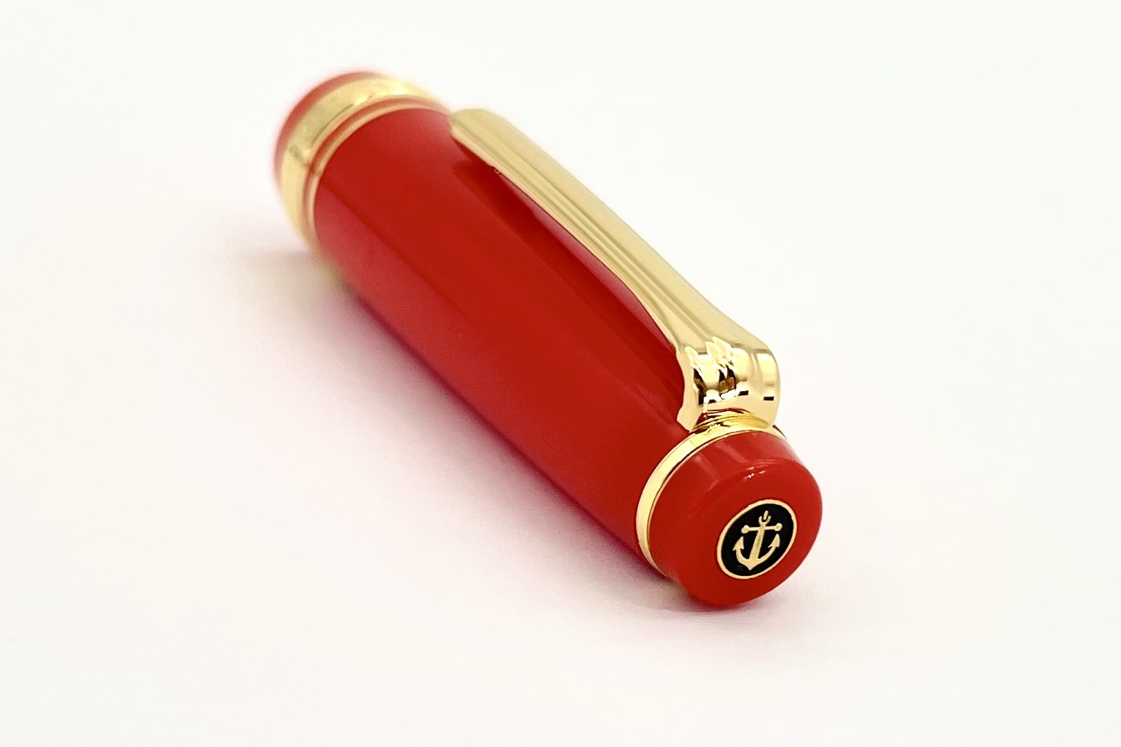 SailorProGearSlimRedGoldTrimFountainPen_K